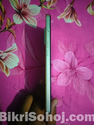 Oppo F21 Poro